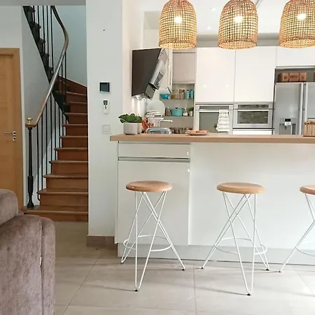 Jo 2024 - Maison D'architecte Avec Jardin Villa *
