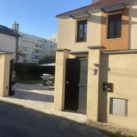 Jo 2024 - Maison D'architecte Avec Jardin